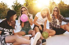 Studio videochat Bucuresti, Flamingo Studio, cum se face videochat, vreau sa fac videochat, modele videochat, incasari videochat, videochat bucuresti, videochat cazare, studio de chat, video chat Bucuresti, Studio de video chat, pot sa fac videochat, conturi de videochat, cont videochat
