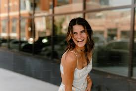 Studio videochat Bucuresti, Flamingo Studio, cum se face videochat, vreau sa fac videochat, modele videochat, incasari videochat, videochat bucuresti, videochat cazare, studio de chat, video chat Bucuresti, Studio de video chat, pot sa fac videochat, conturi de videochat, cont videochat