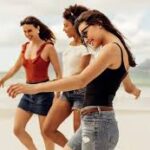 Studio videochat Bucuresti, Flamingo Studio, cum se face videochat, vreau sa fac videochat, modele videochat, incasari videochat, videochat bucuresti, videochat cazare, studio de chat, video chat Bucuresti, Studio de video chat, pot sa fac videochat, conturi de videochat, cont videochat